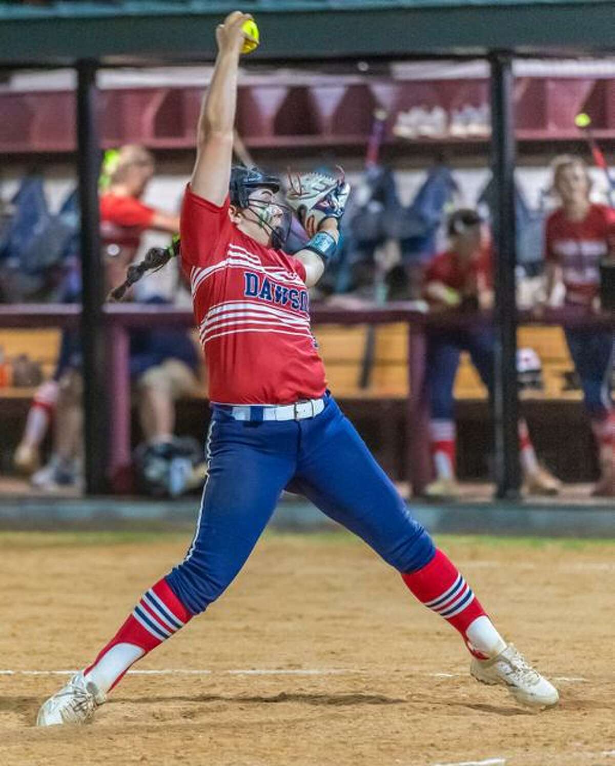 Softball Pearland uses sixrun first to upend Dawson, 115