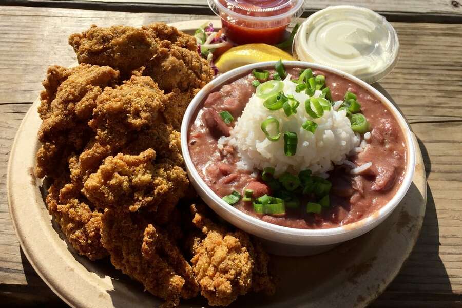 shrimp-bayou-classics-home-to-great-cajun-food-in-springfield