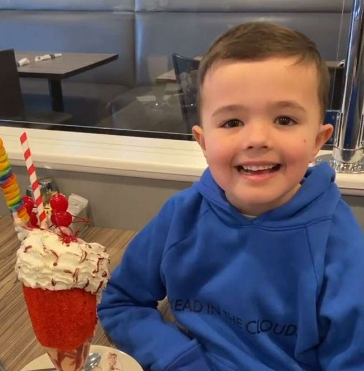Leo Kelly reviewing a Shirley Temple at Elm Street Diner in Stamford.