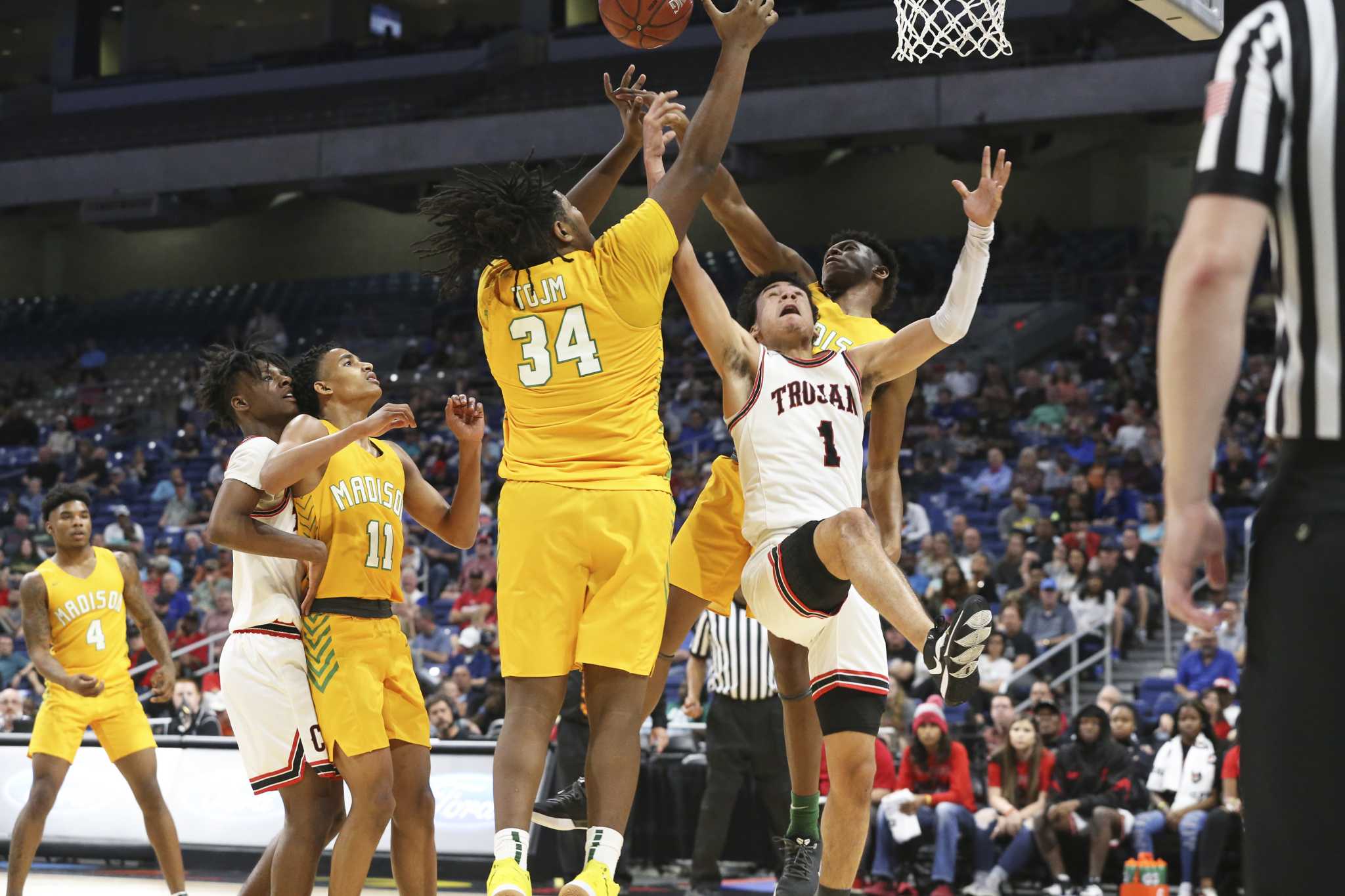 Dallas Madison runs past Coldspring in 3A state semifinal