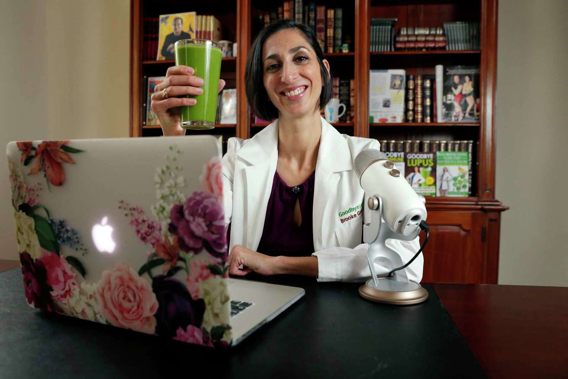 Going vegan helped this Houston doctor kick lupus. Now she’s helping ...
