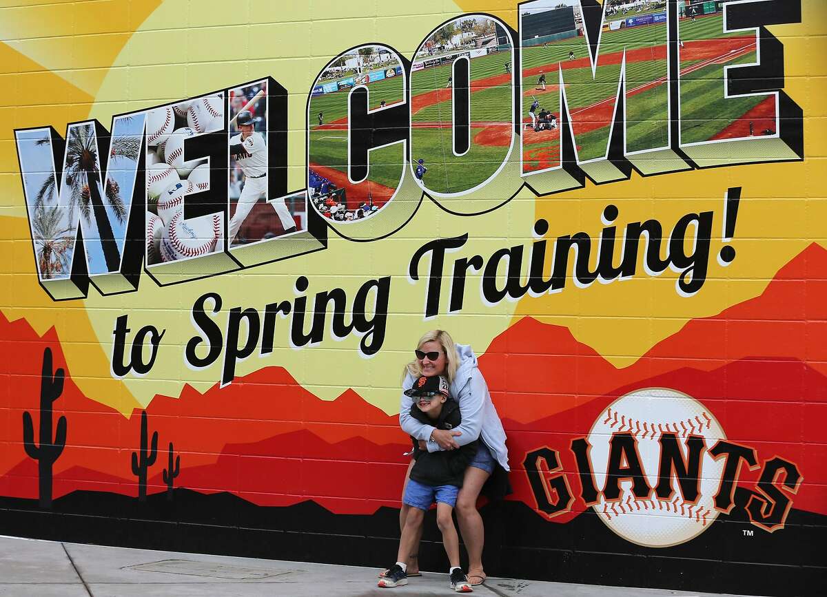 Giants announce start of spring-training ticket sales