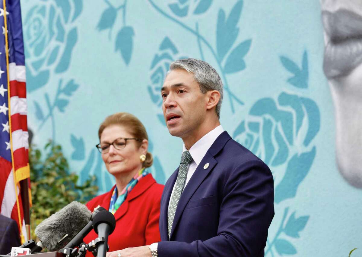 Mayor Ron Nirenberg and Jeanie Travis, the president of the Fiesta San Antonio Commission announce Fiesta will be held in November during a news conference Friday, March 13.