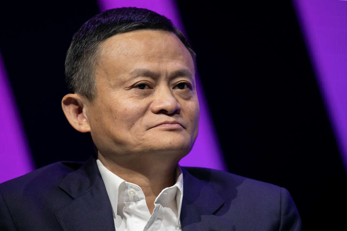 Jack Ma, co-founder of e-commerce giant Alibaba, plans to donate 500,000 test kits and 1 million face masks to the US amid the coronavirus outbreak.