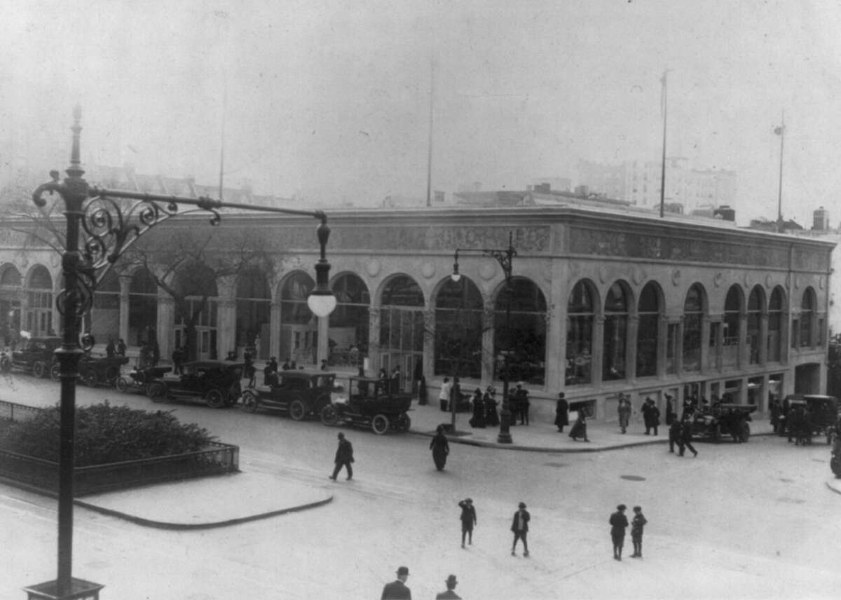 1915: Vincent Astor founds Astor Market Built on the Upper West Side in New York City by Vincent Astor, son of American businessman John Jacob Astor IV, the Astor Market was the first attempt to use economies of scale to lower the cost of groceries during a time of increased prices brought on by World War I. The market sold everything from meat to produce to flowers—much of what can be seen in supermarkets today. However, the market was a bit ahead of its time—customers still preferred small, local shops, to large, all-in-one marketplaces and it closed its doors in 1917. This slideshow was first published on theStacker.com