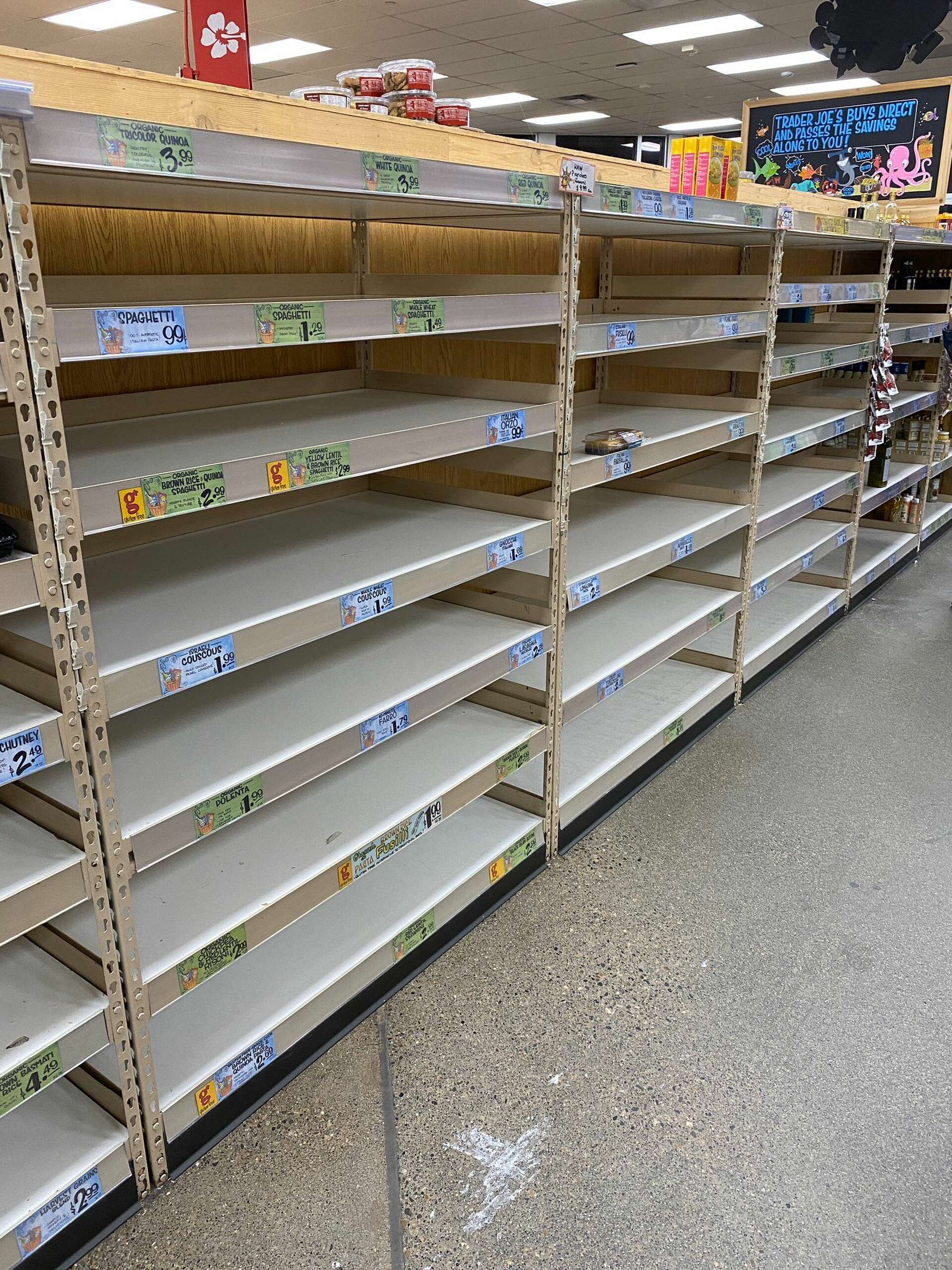 Leave some for your neighbors' officials urge as Seattle grocers struggle  to keep shelves full, image size:1920x2560