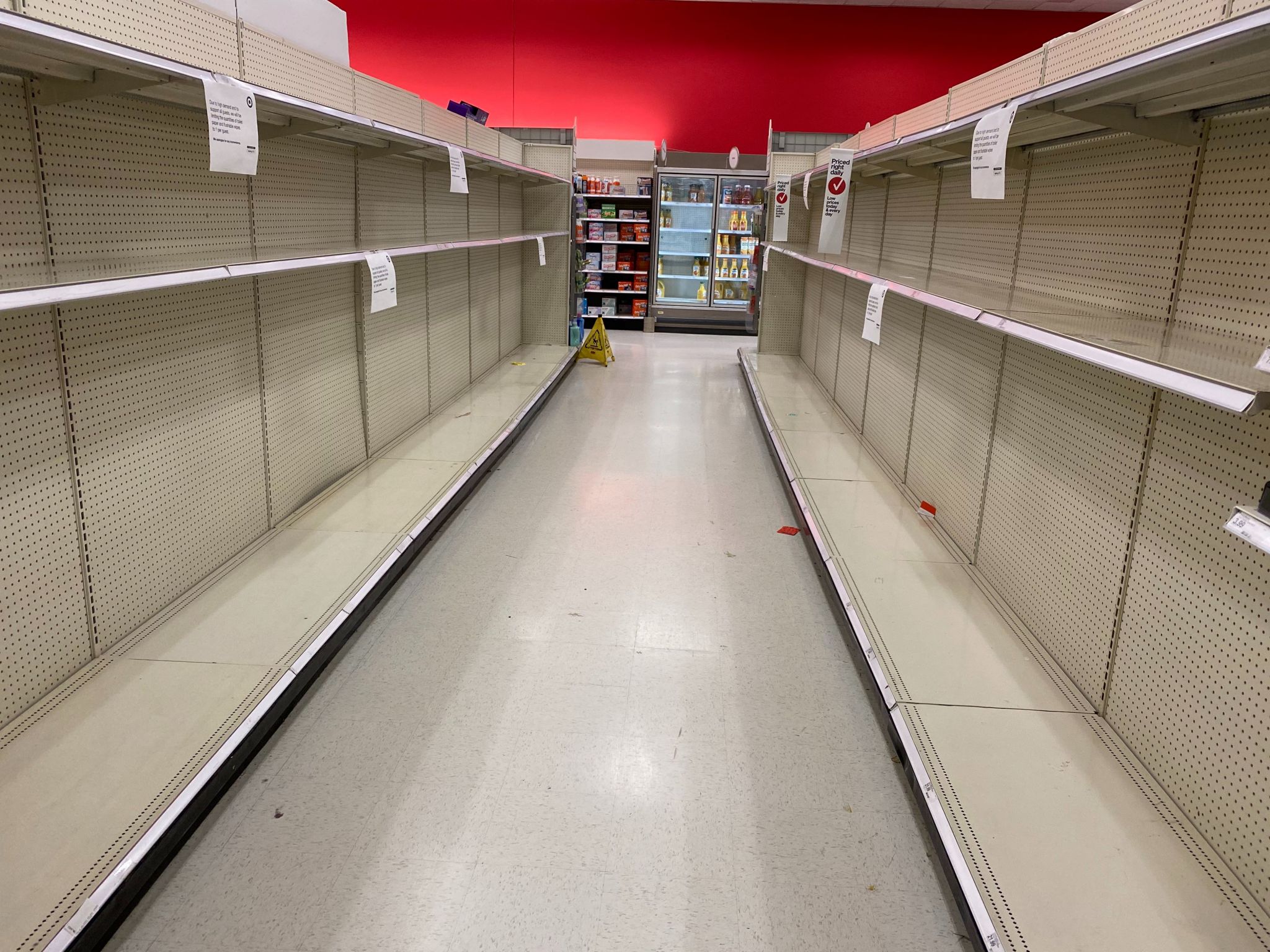 Grocery stores, pharmacies in Seattle adjust hours, reserve special