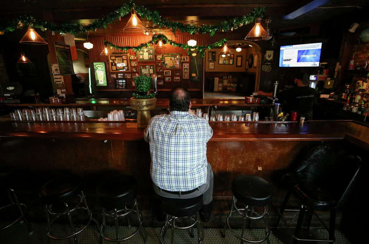 Hidalgo orders bars to close, restricts restaurants to takeout for 15 days