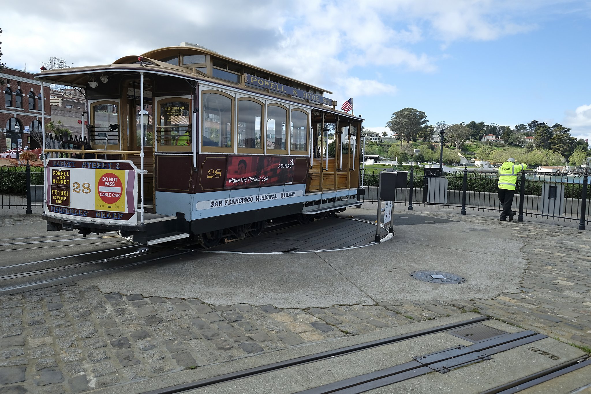 San Francisco S Cable Cars Shut Down To Protect Operators From