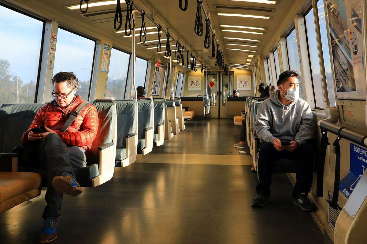 A San Francisco-bound BART train during Tuesday morning’s rush hour in Oakland, Calif. on March 17, 2020. The most ambitious experiment in America to stop the spread of the coronavirus, a shelter-in-place order for almost every resident was underway for seven million people living around the San Francisco Bay. (Jim Wilson/The New York Times)