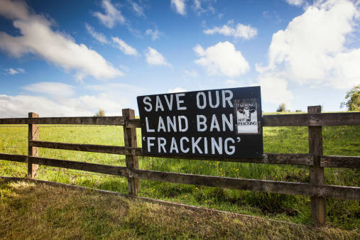 Point/counterpoint — Fracking ban: End fracking for good of future - Jacksonville Journal-Courier