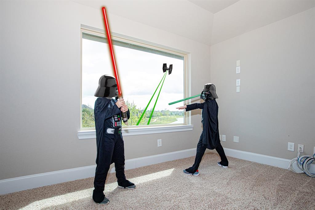 Houston realtor and his kids don 'Star Wars' gear to help showcase $1M  Friendswood home