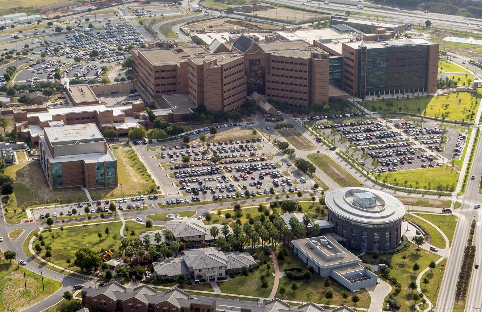 North Star Mall, The Shops at La Cantera adjust store hours amid  coronavirus concerns