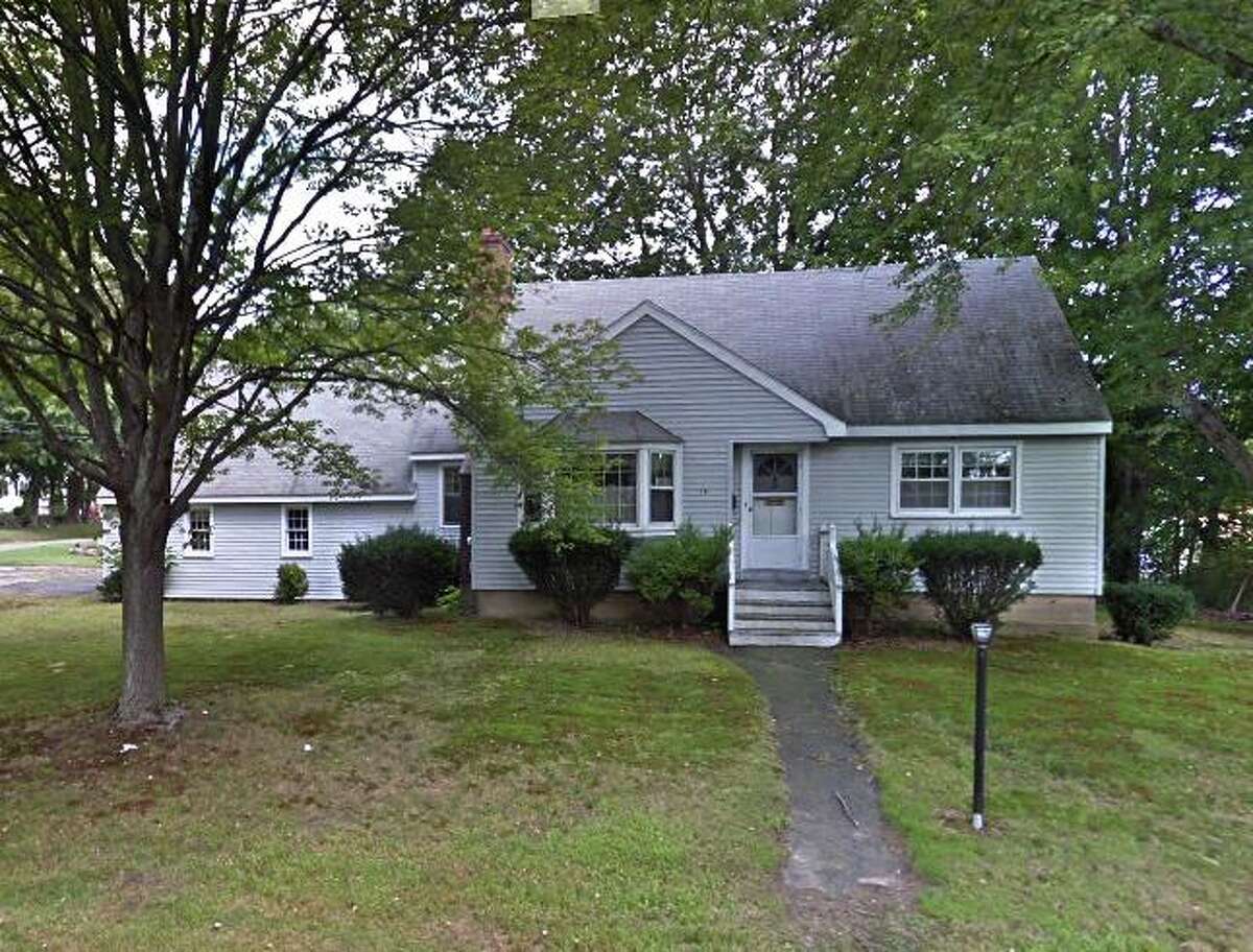 Trumbull property transfers, average price tops 400k