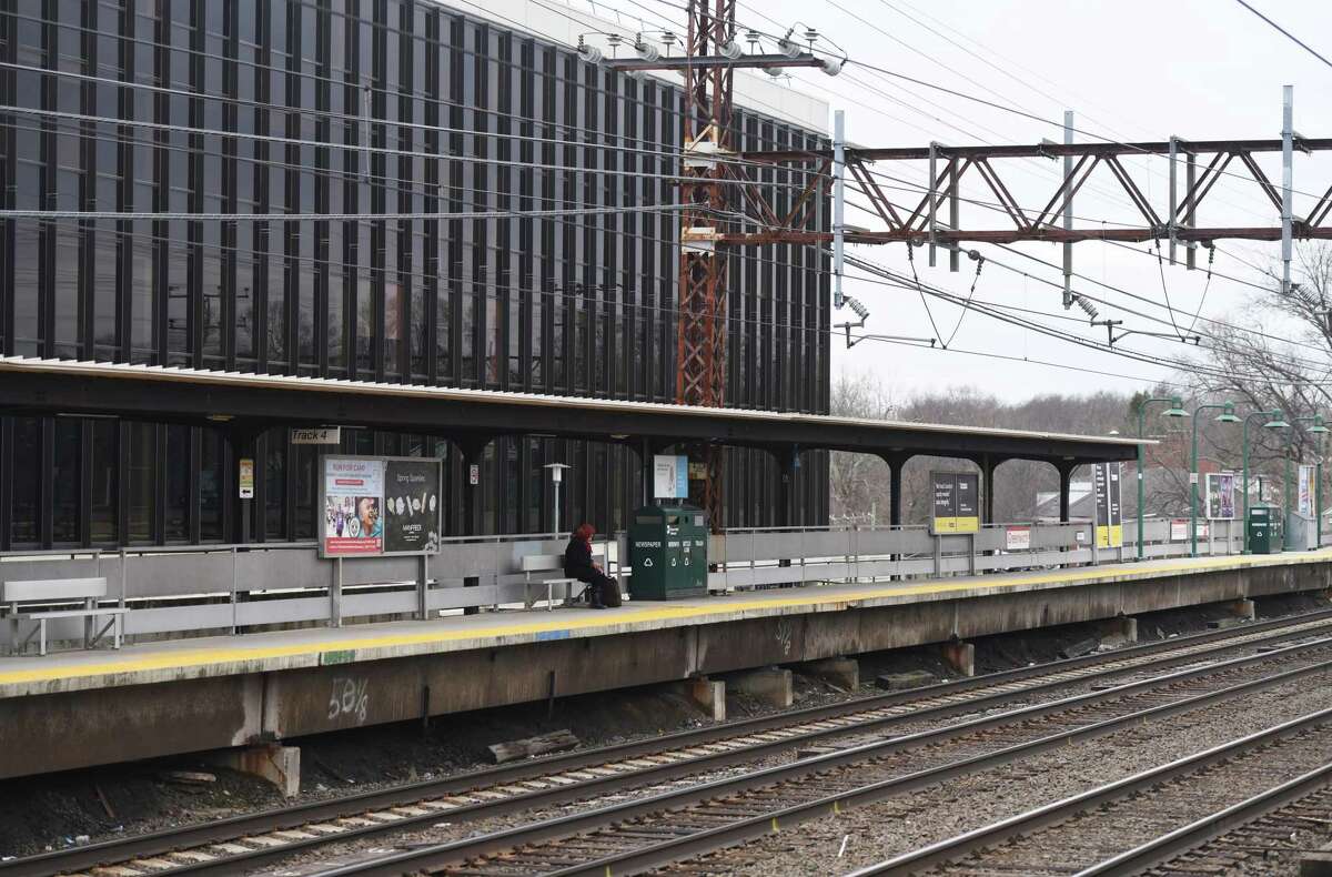 Starting Friday, MetroNorth to reduce service