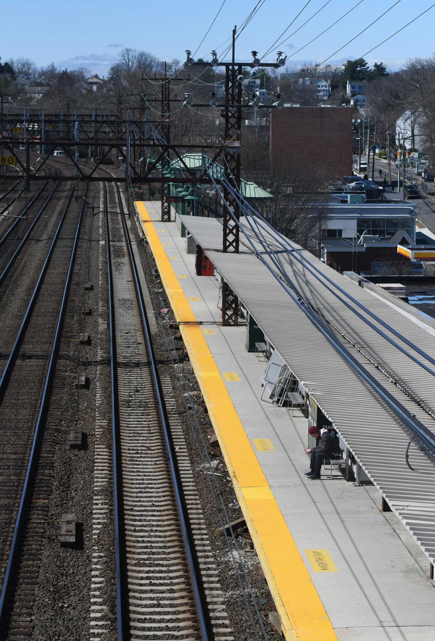 Greenwich Train Station lobby closed due to coronavirus concerns