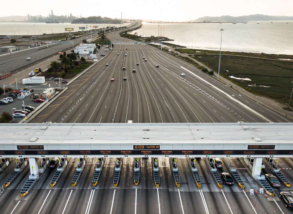 Drivers crossing Bay Area bridges feeling free to skip paying the toll