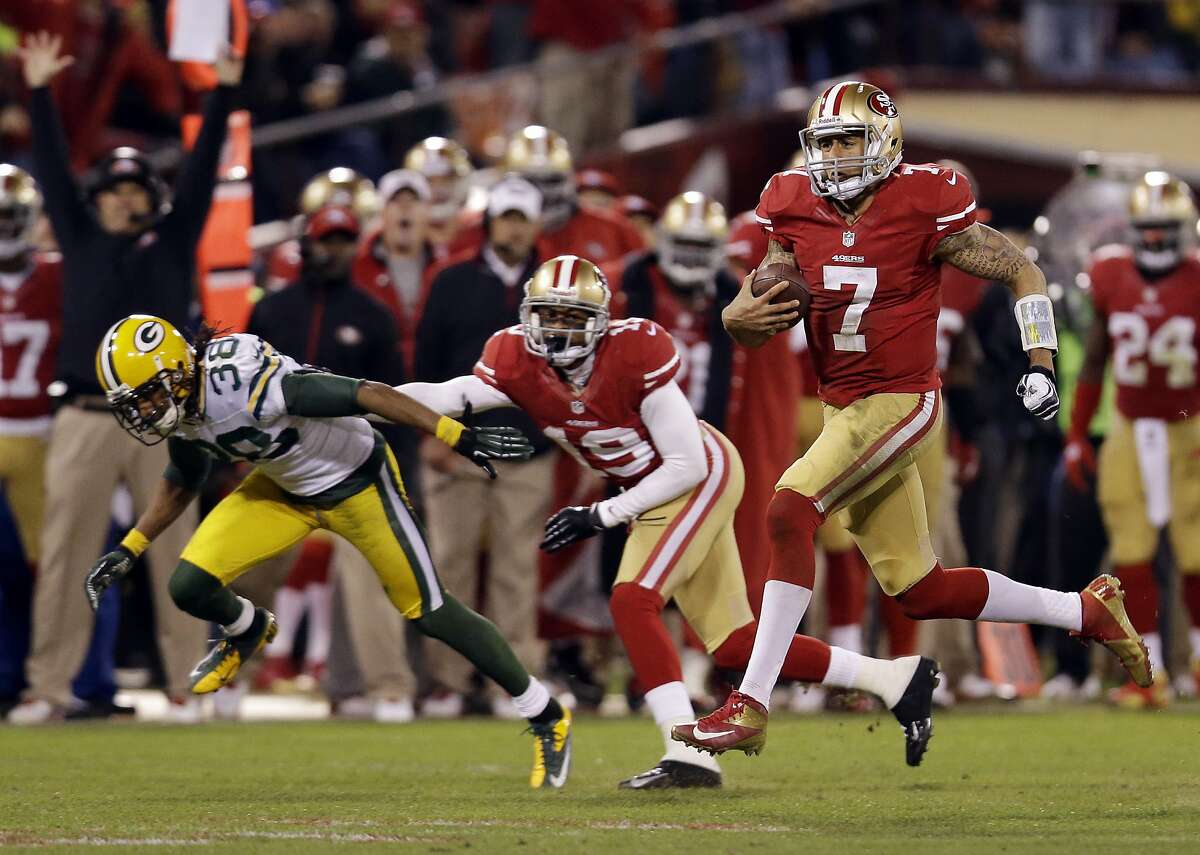 San Francisco, California, USA. 18th Oct, 2012. San Francisco 49ers  quarterback Colin Kaepernick (7) attempts to make touchdown run on Thursday  at Candlestick Park in San Francisco, CA. The 49ers defeated the