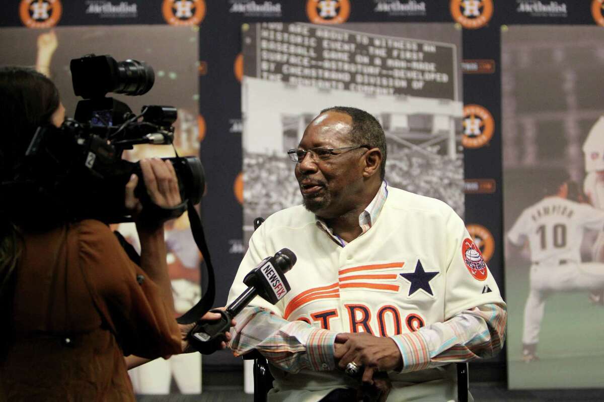 Outfielder Jimmy Wynn, of the Houston Astros, poses for a portrait News  Photo - Getty Images