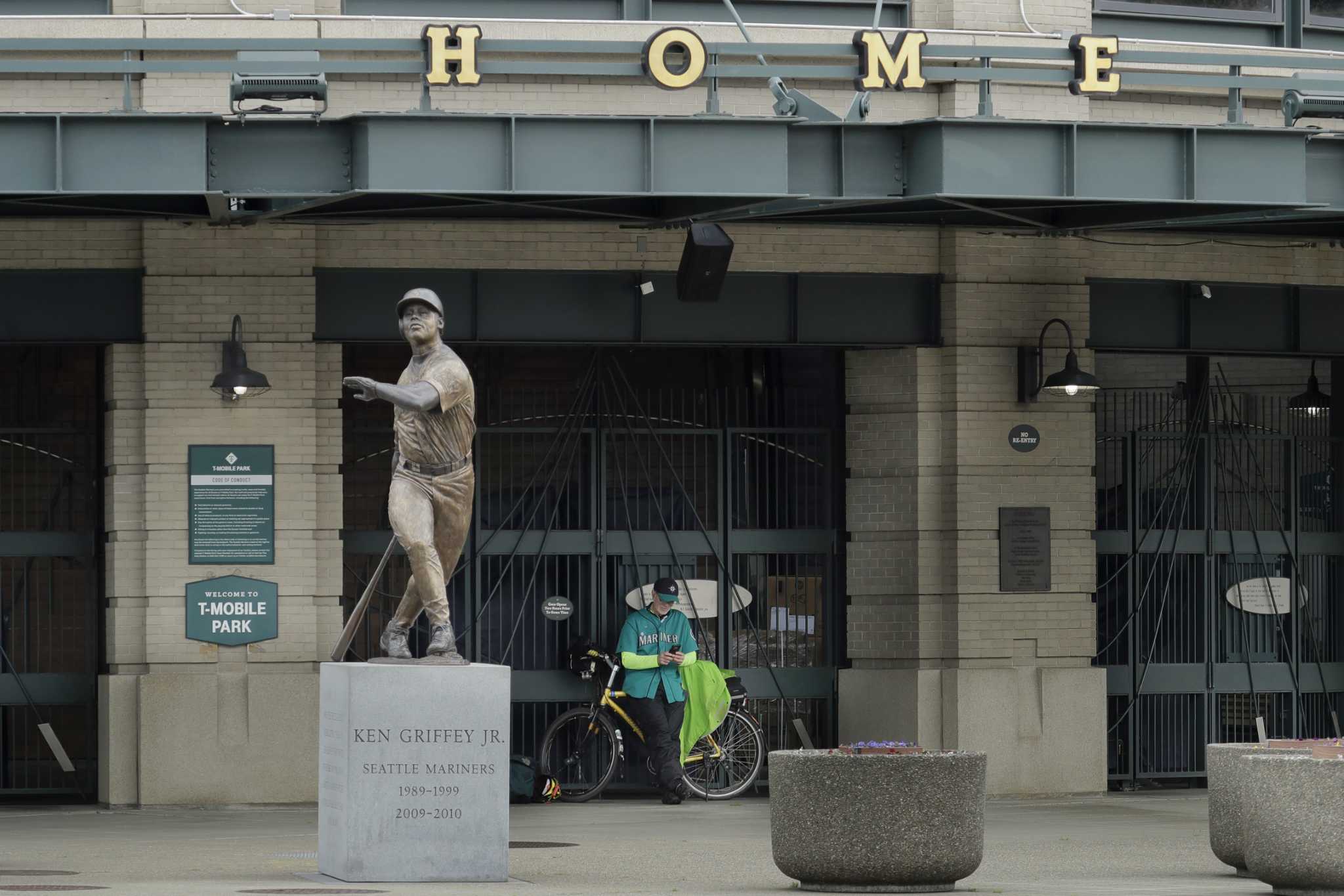 Seattle Mariners announce new sustainability efforts at T-Mobile Park ahead  of Earth Day