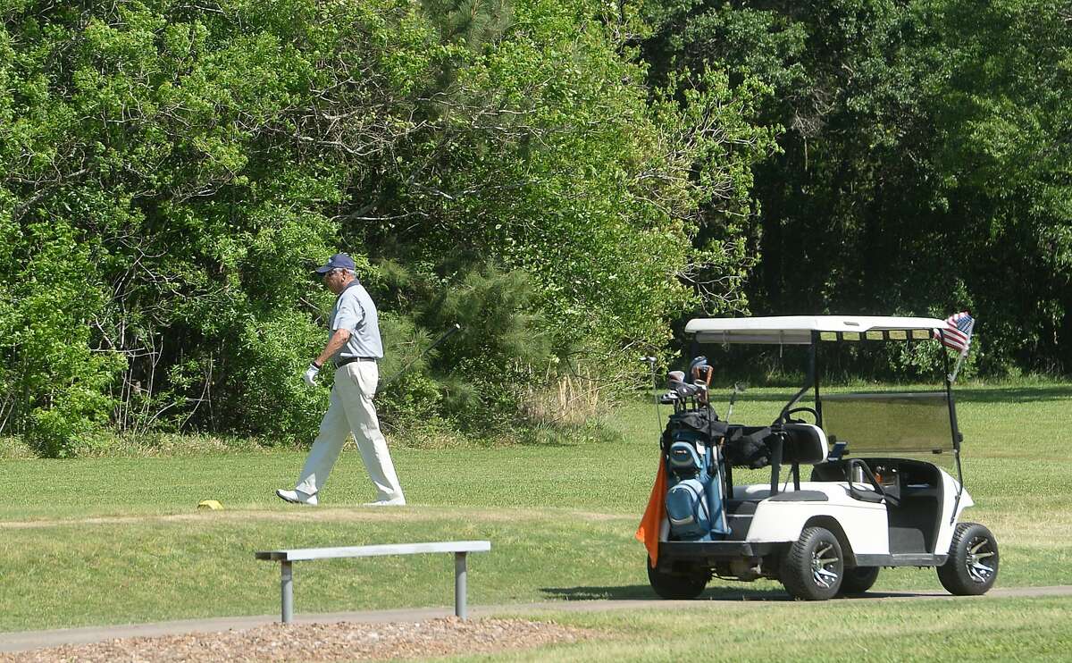 Local golf courses remain open during pandemic