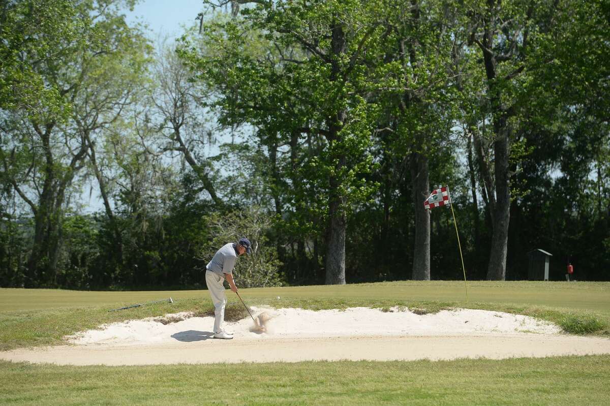 Local golf courses remain open during pandemic