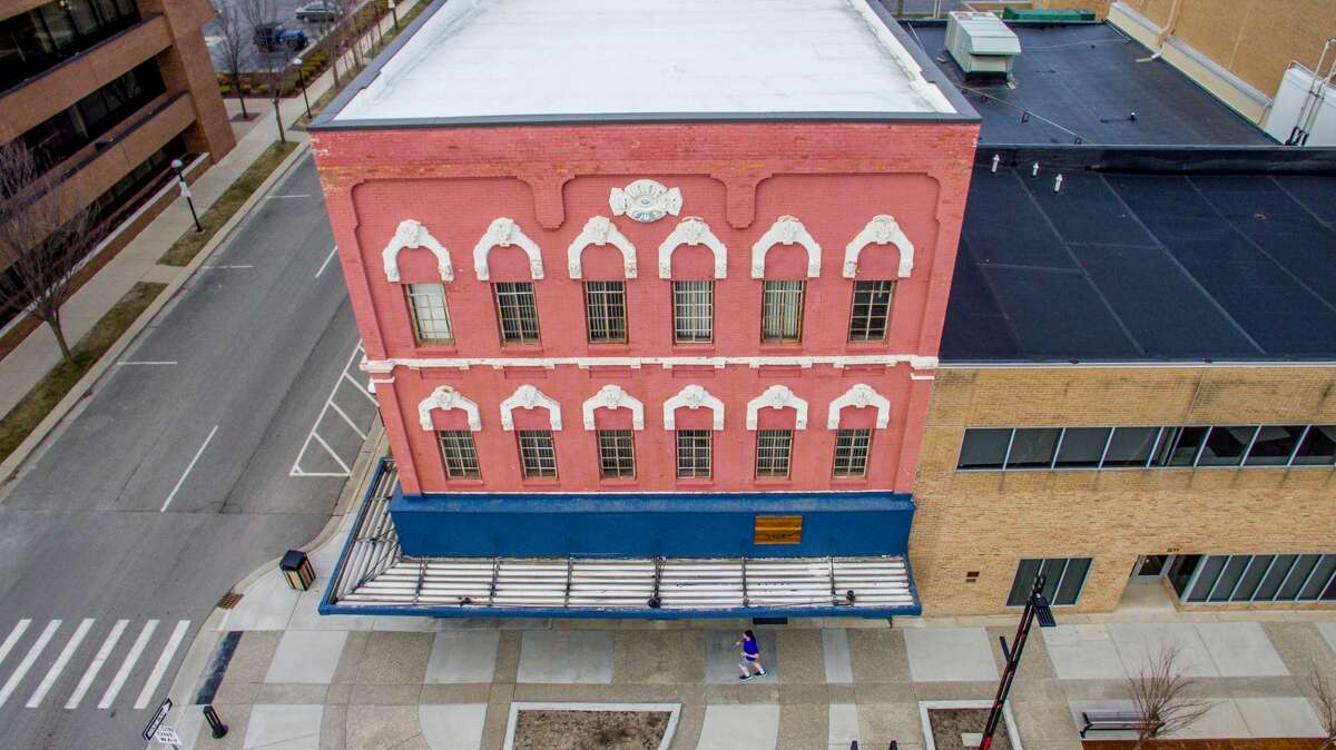 An aerial photograph shows downtown Midland relatively devoid of activity as many residents stay home to practice social distancing Thursday, March 26, 2020. (Adam Ferman/for the Daily News)