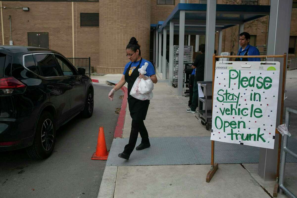 San Antonio area school districts’ coronavirus food pickups offering extra