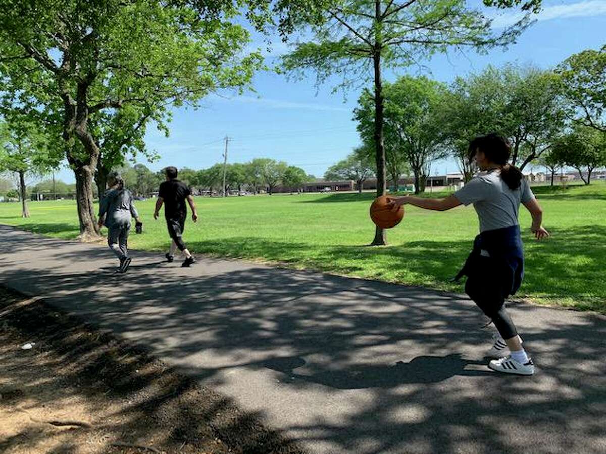 What To Know Before Going To Take A Walk At A Park Or Trail