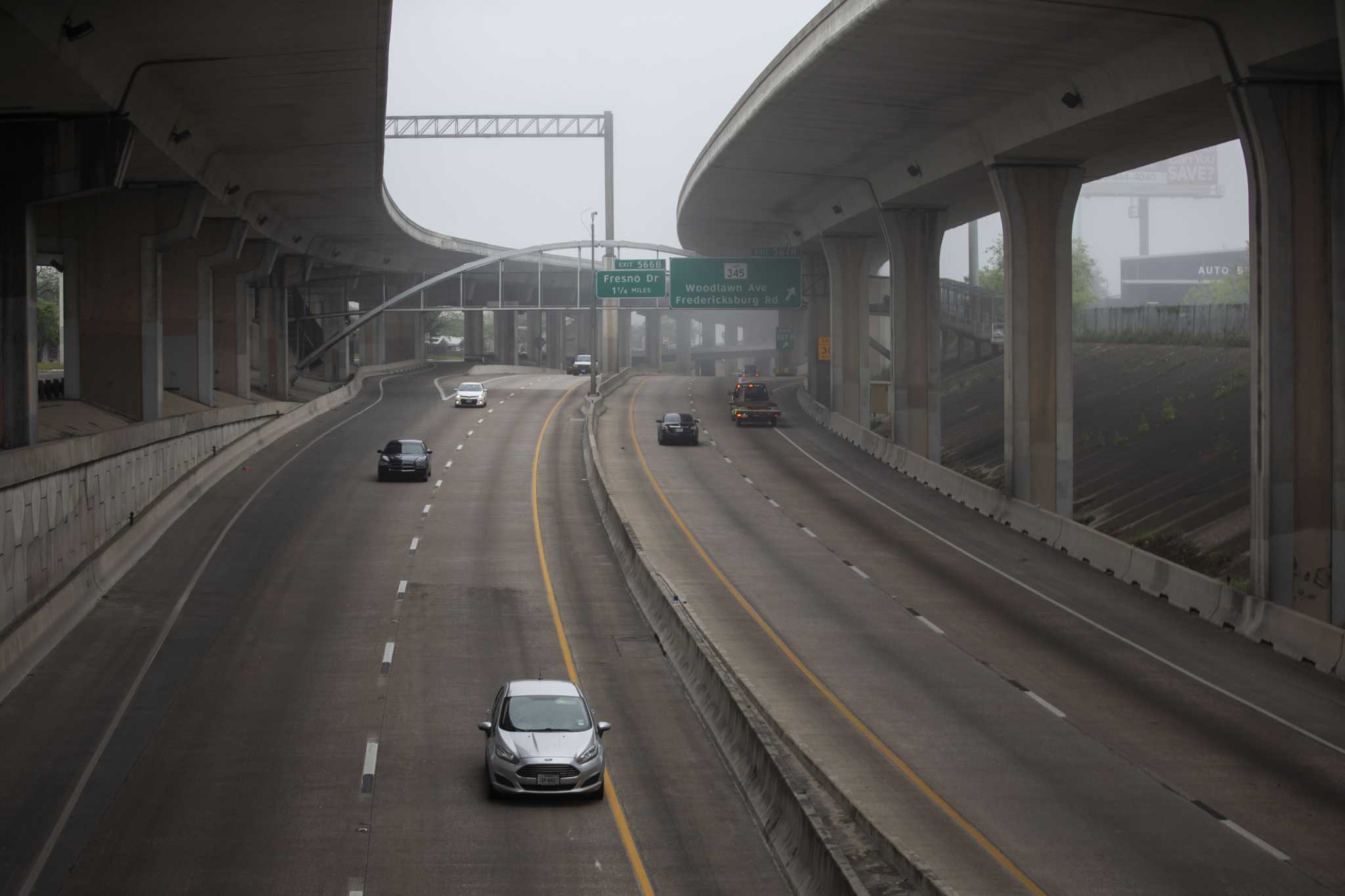 Texas highway bridge construction halts San Antonio traffic