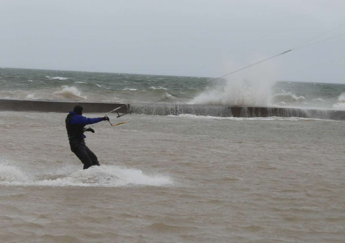 Kitesurfing over Manistee Shoreline (PHOTOS)