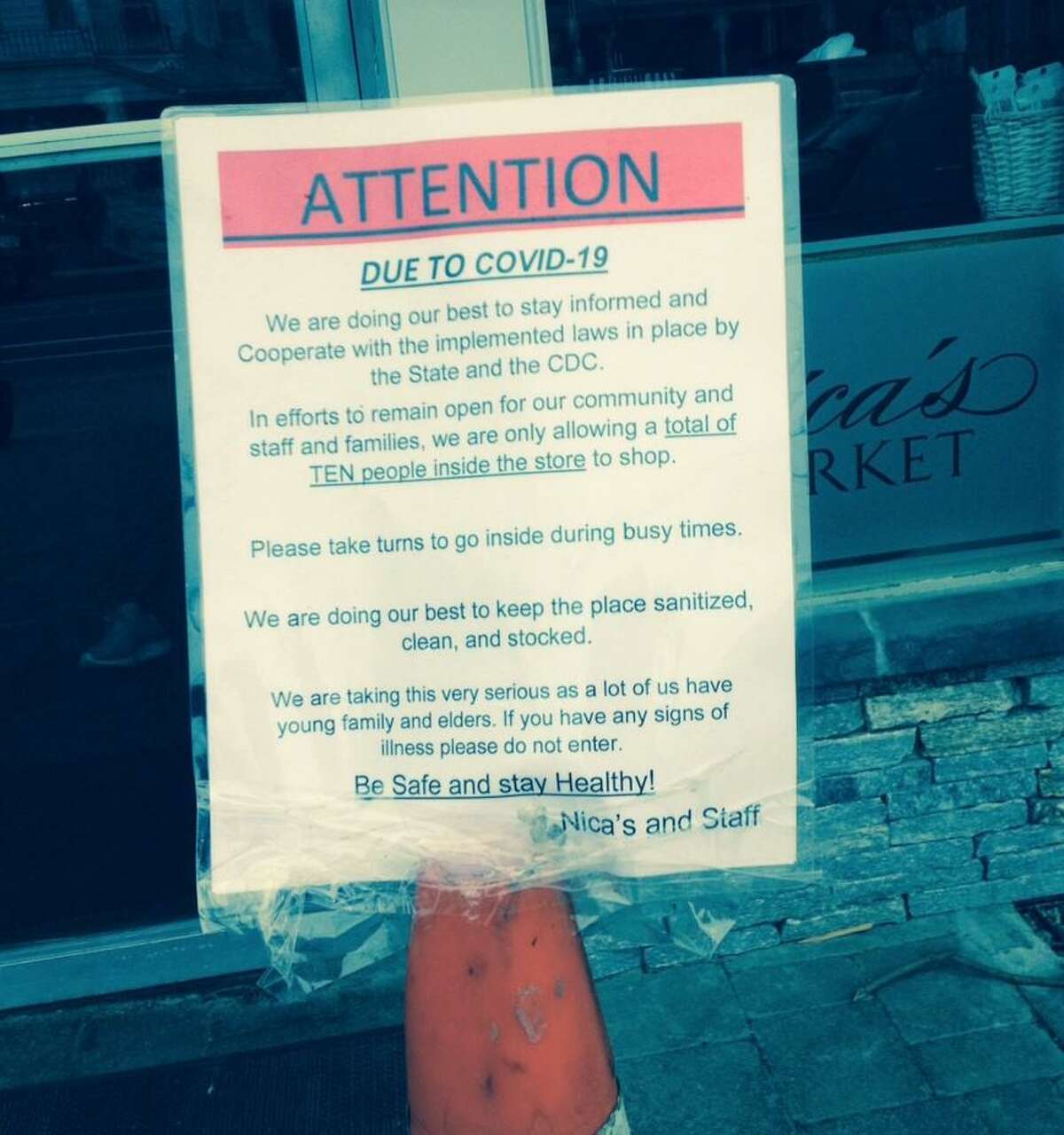 CT grocery chains agree to limit number of shoppers in stores