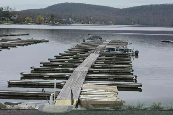 Candlewood Lake residents worry boaters could bring ...