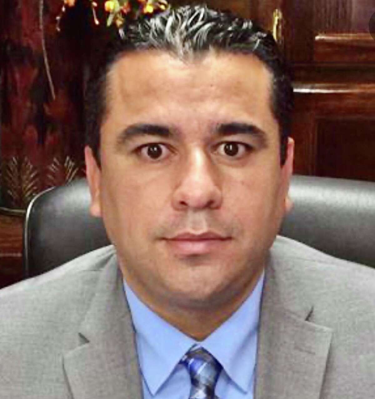Southside ISD’s Board of Managers named Rolando Ramirez, superintendent of Valley View ISD, as its lone finalist for superintendent. He will replaced Mark Eads, who plans to retire this summer.