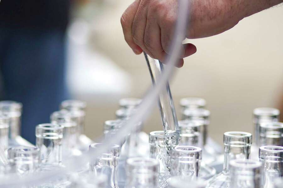 How To Make Your Own Hand Sanitizer Houstonchronicle Com
