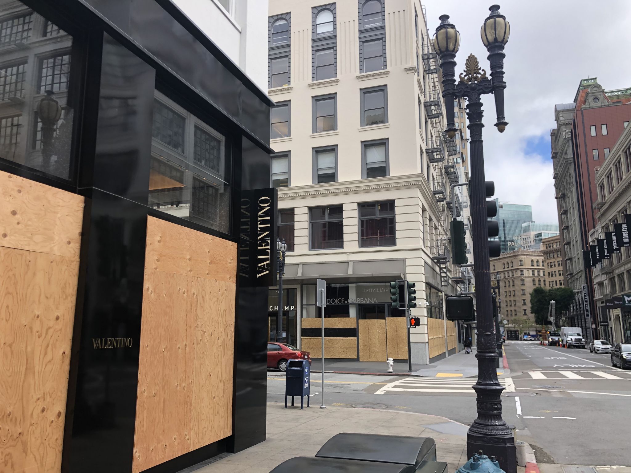 See the boarded-up designer storefronts in San Francisco's Union