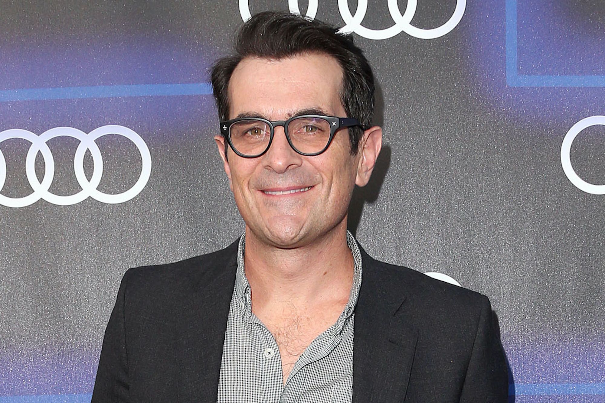 Modern Family's Ty Burrell Gives Servers a $100,000 Tip.