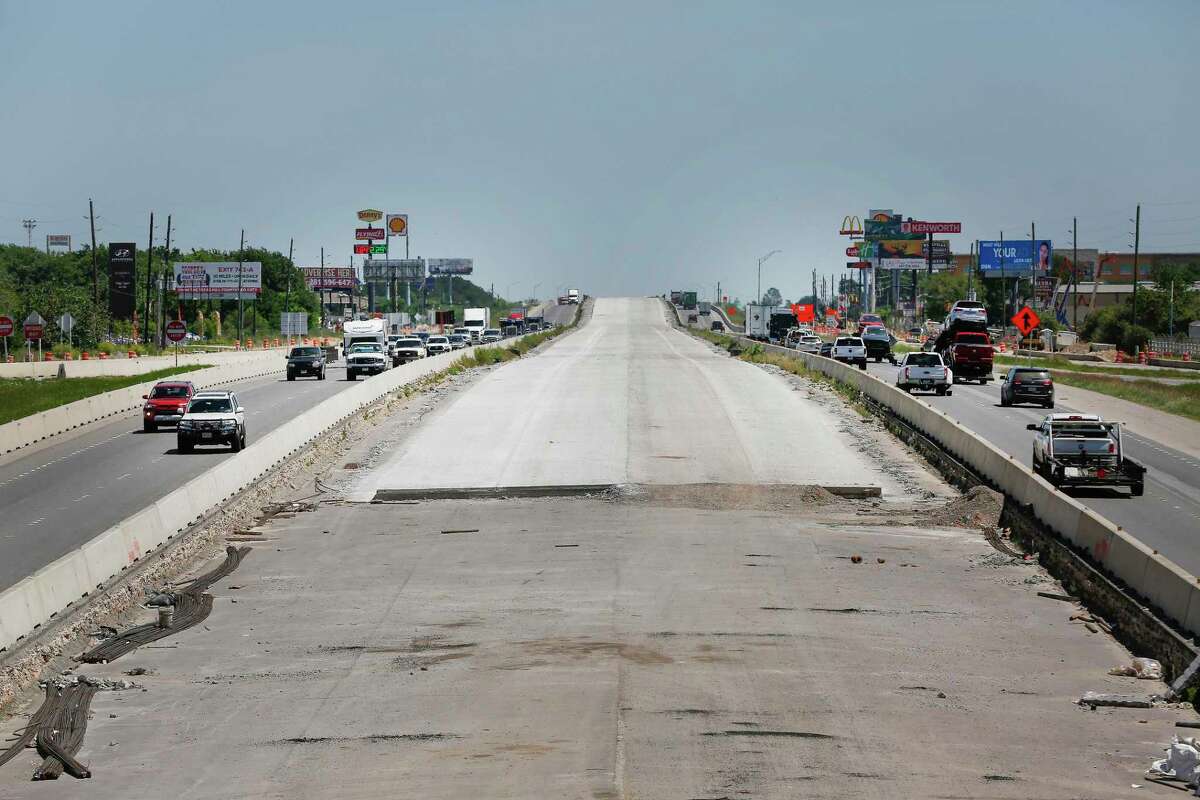 A view looking east from the FM 1489 bridge of ongoing construction along I-10 Wednesday, April 1, 2020, in Brookshire.