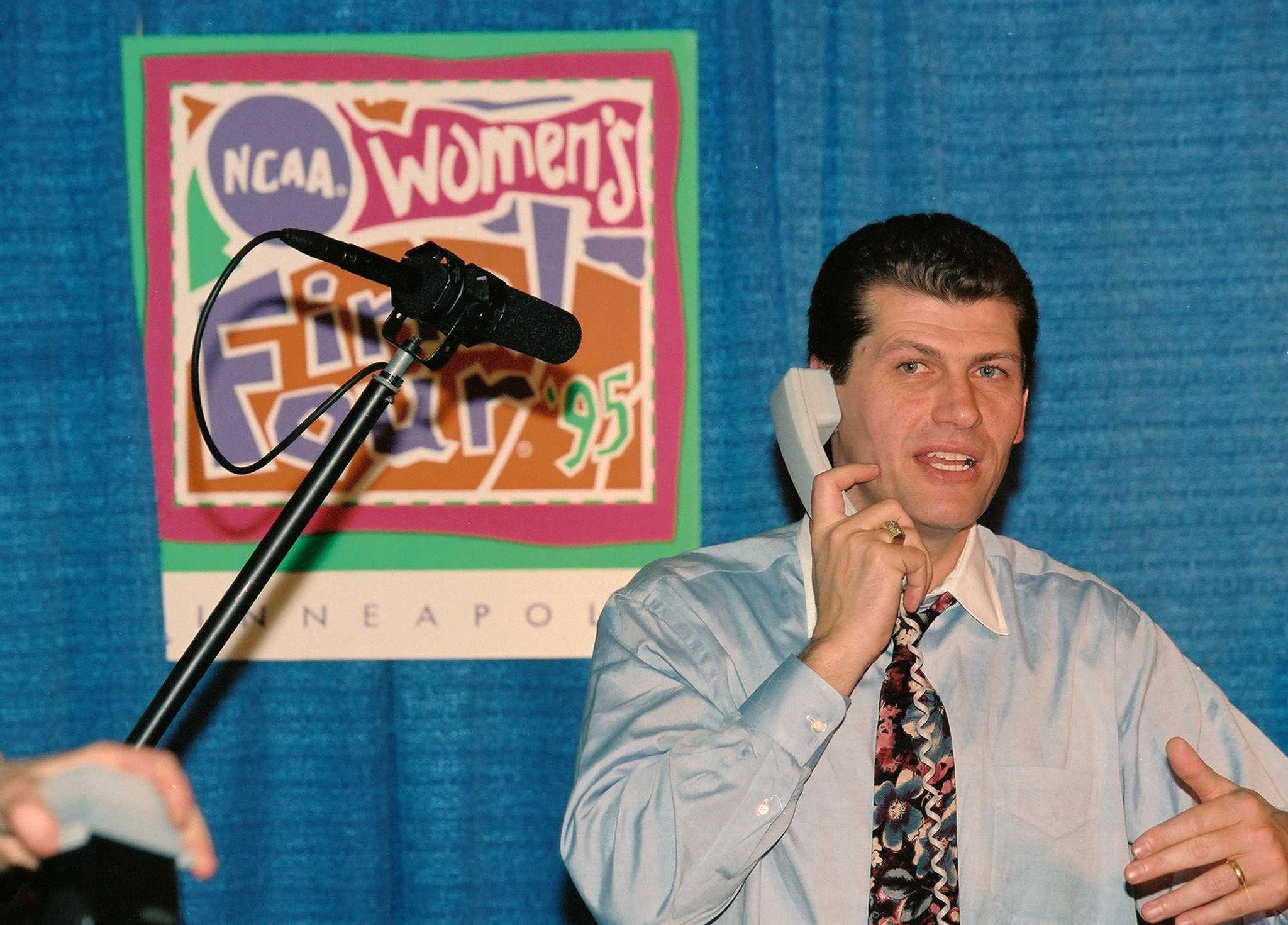 A look at Geno Auriemma's milestones as he approaches Pat Summitt's