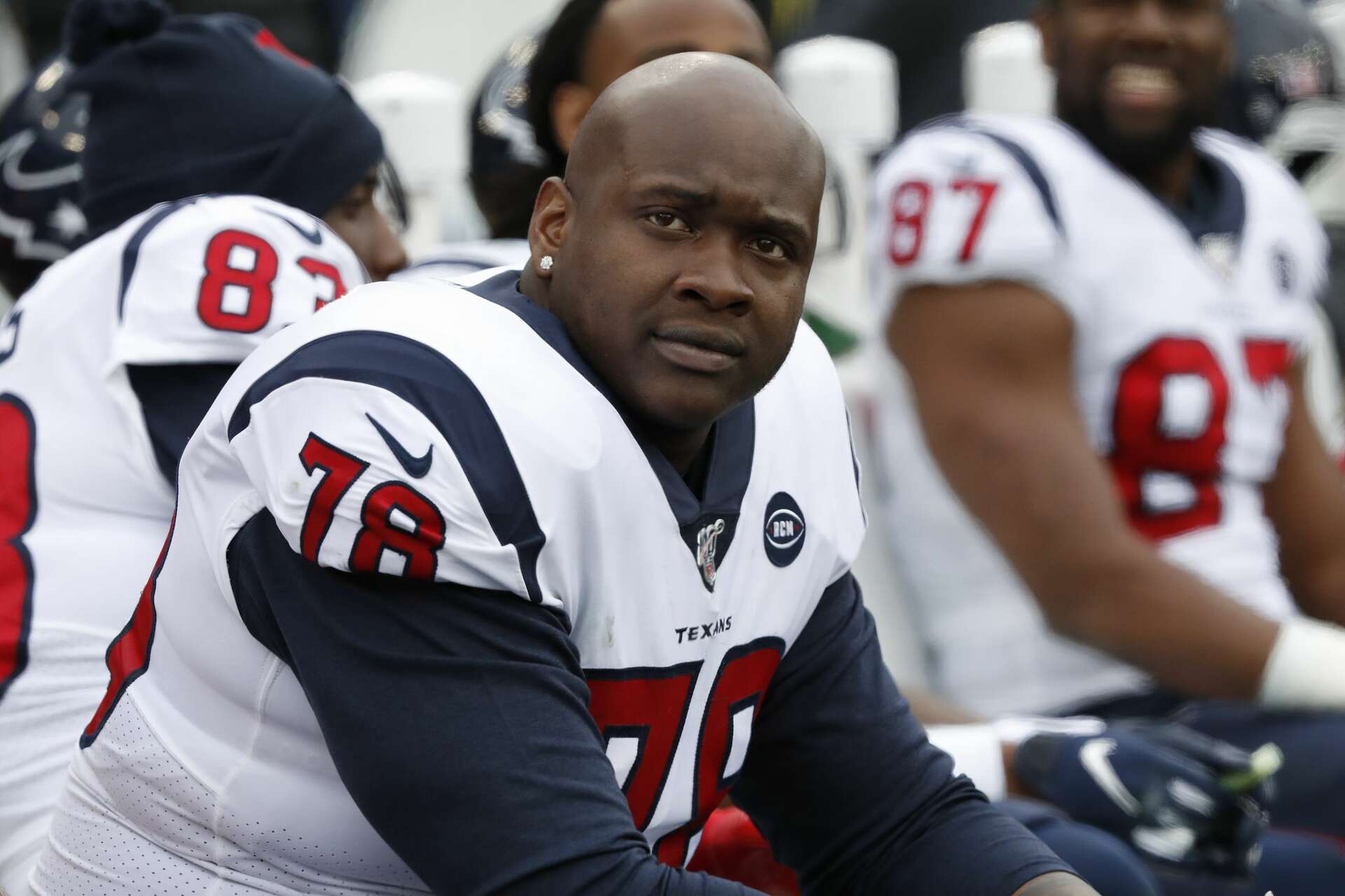 Smith: Did Texans overpay Laremy Tunsil? They left themselves no choice.
