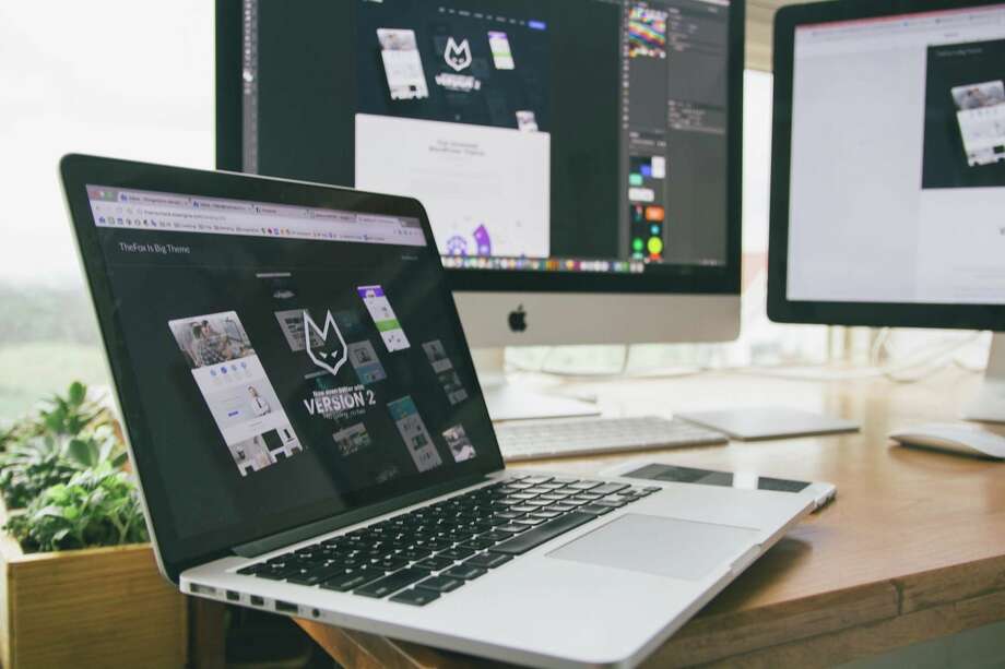 Take Advantage Of Adobe S Extended Free Trial And Learn Photoshop With This 40 Master Class Houston Chronicle