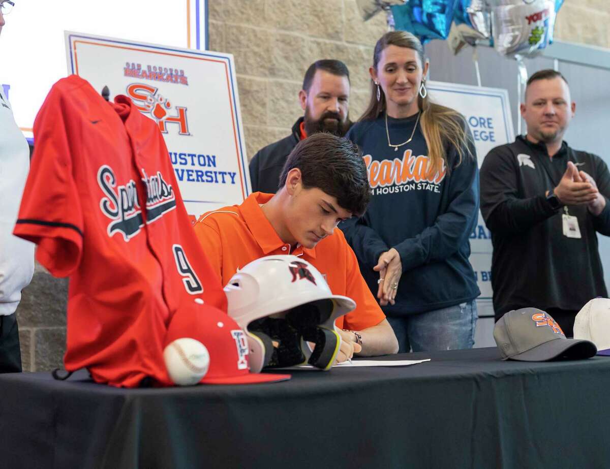 BASEBALL Senior Spotlight Coltin Atkinson, Porter