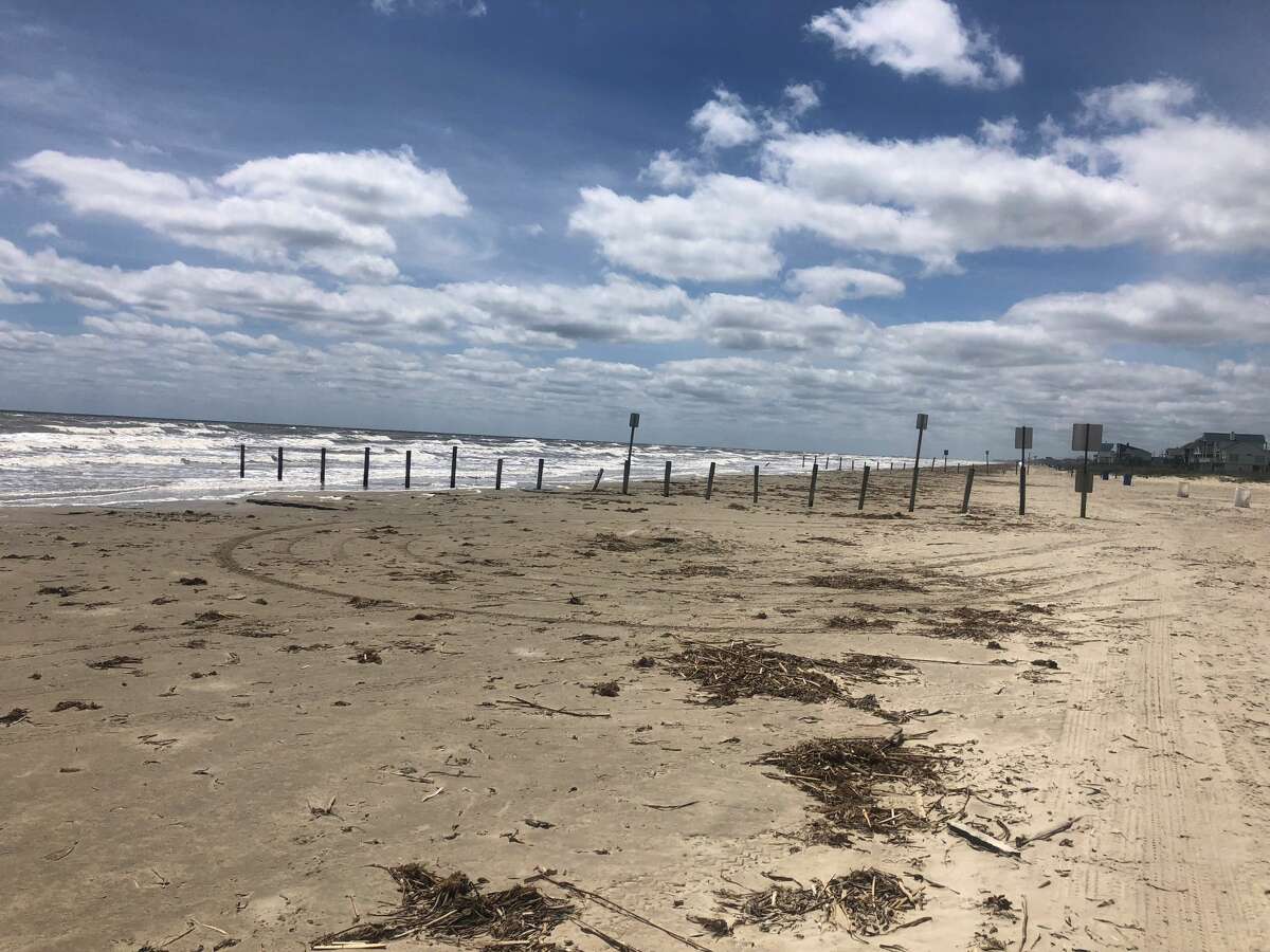 Galveston County reopens some local beaches to the public