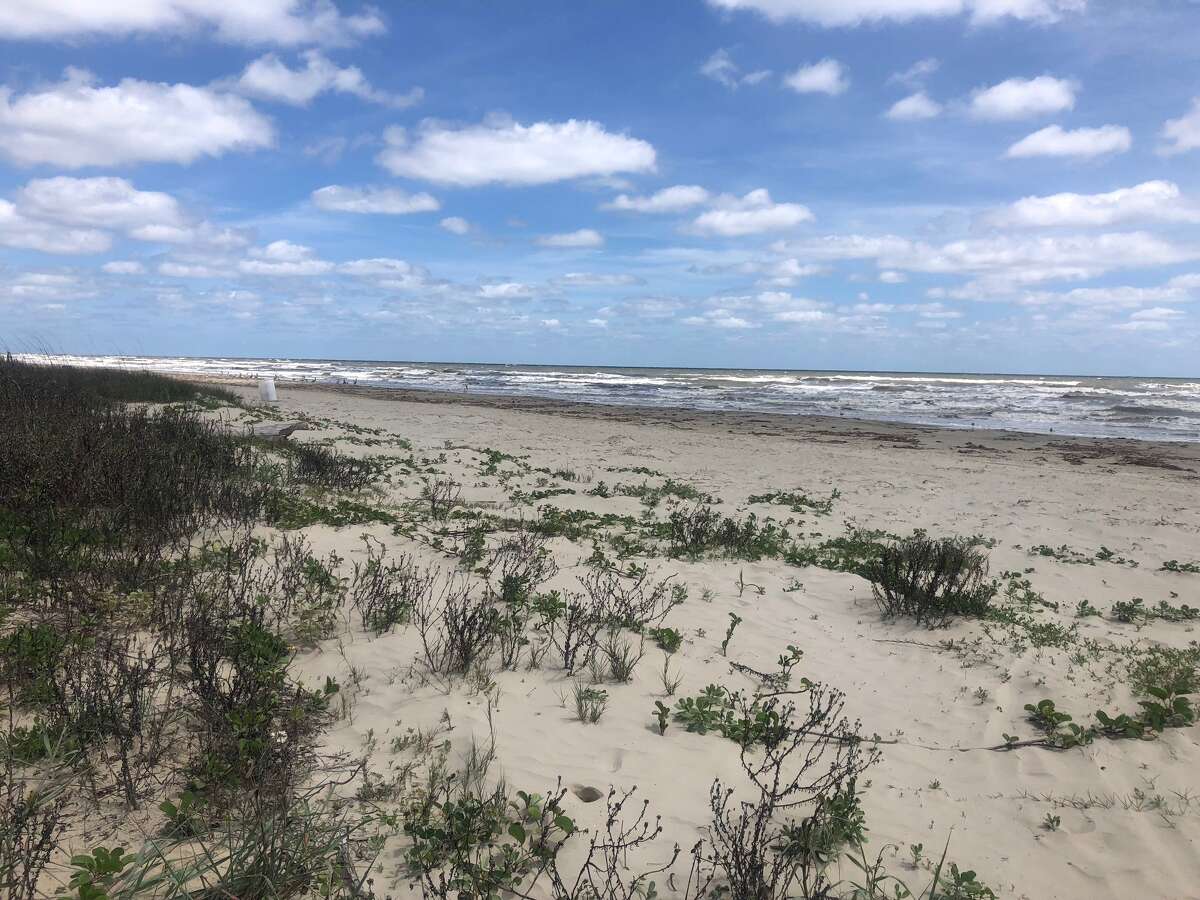 Galveston County reopens some local beaches to the public