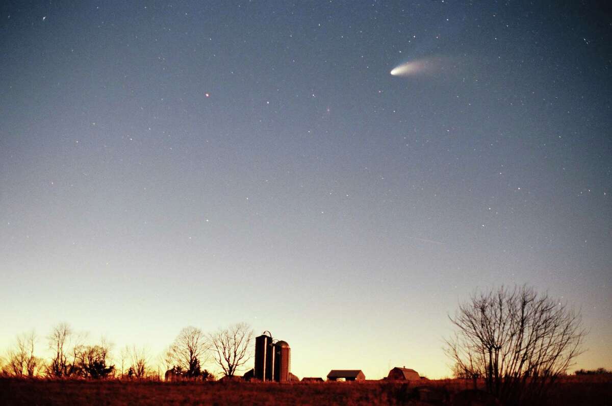 Robert Miller Approaching Comet Could Be Spectacular Or A Dud