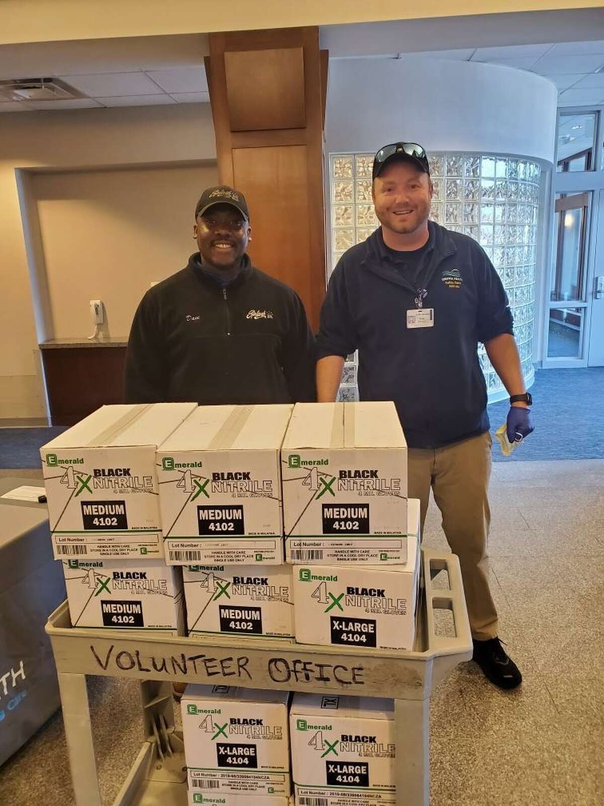 Greenwichbased Splash Car Wash donates muchneeded gloves during coronavirus outbreak