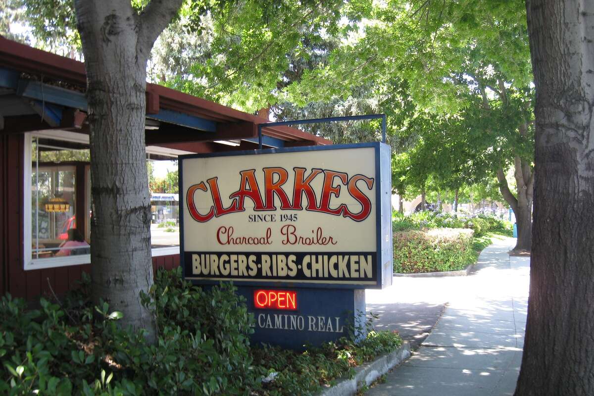 Clarke's Charcoal Broiler has closed after 75 years in Mountain View. The restaurant had its last service day on March 31, 2020.