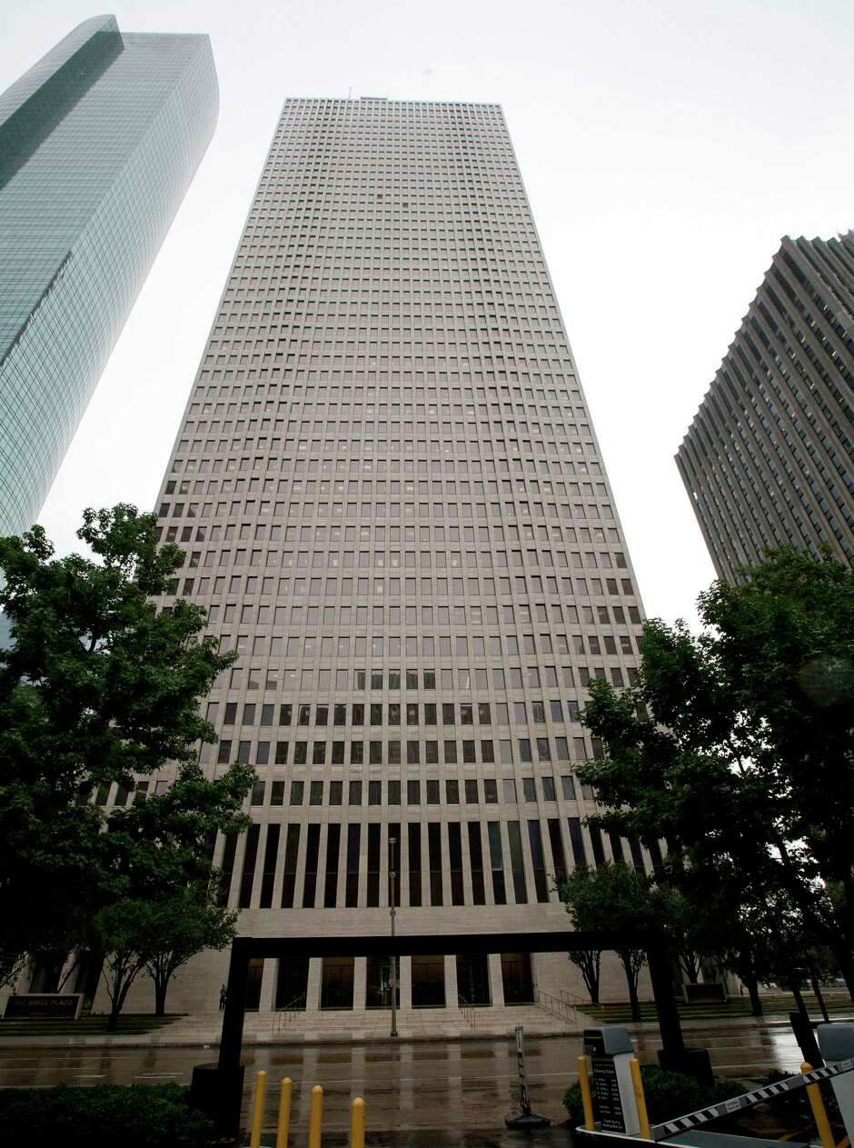 Consolidated Asset Management Services will occupy a portion of Shell Oil Company’s former offices at 910 Louisiana downtown.