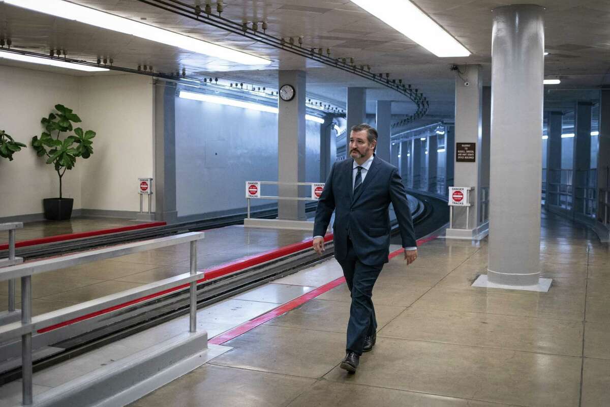 Senator Ted Cruz, a Republican from Texas, arrives for a vote at the U.S. Capitol in Washington, D.C., U.S., on Wednesday, March 25, 2020. The U.S. Senate approved a historic $2 trillion rescue plan to respond to the economic and health crisis caused by the coronavirus pandemic, putting pressure on the Democratic-led House to pass the bill quickly and send it to President Donald Trump for his signature. Photographer: Al Drago/Bloomberg
