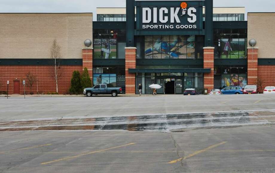 Dick's Sporting Goods furloughs 40,000 employees until further notice